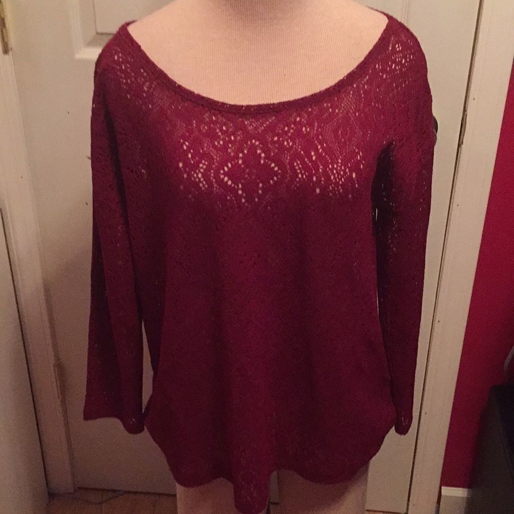 Kenar ruby red lace top sz L